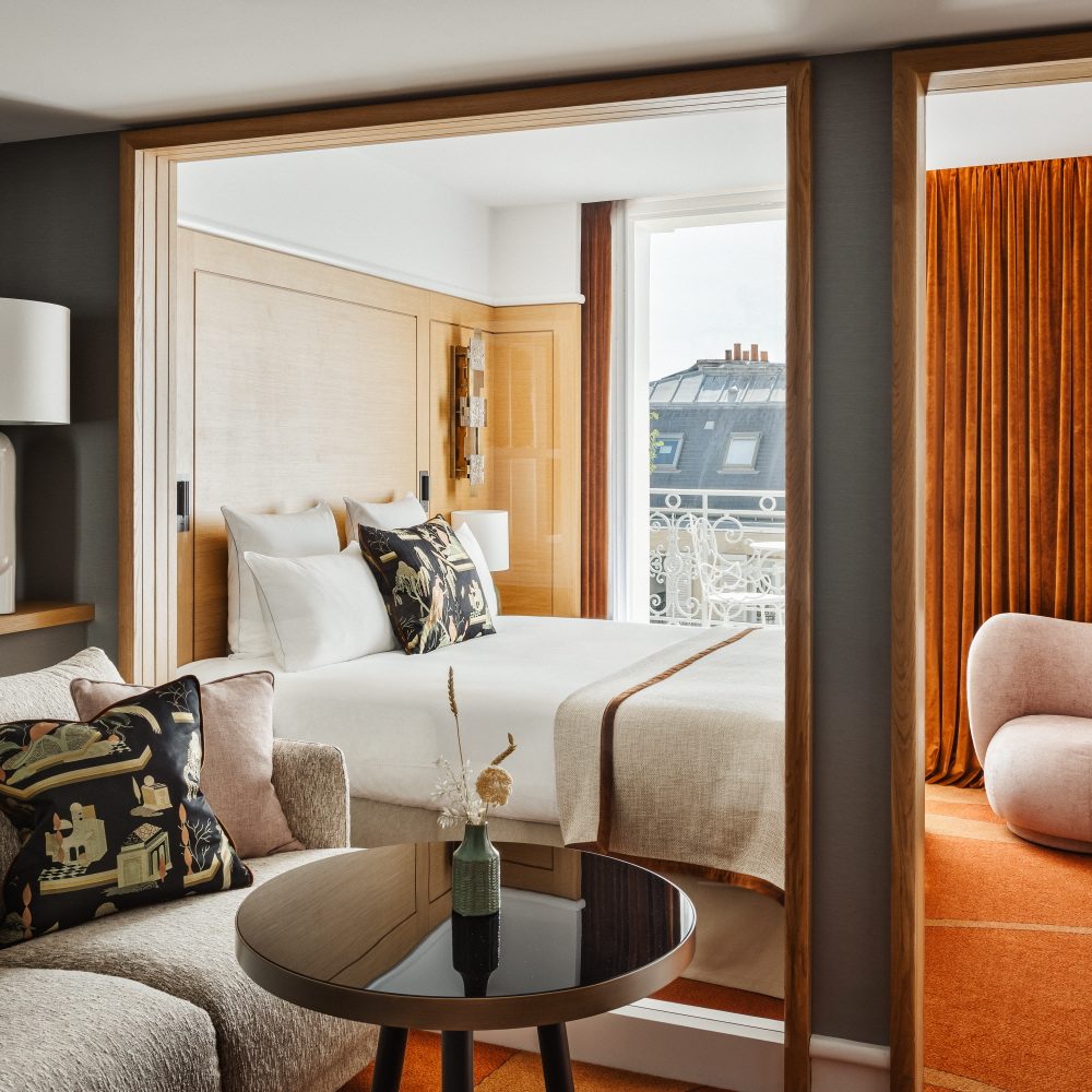 EXECUTIVE SUITE @AdrienOzouf(2)