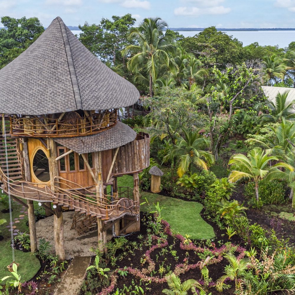 (Rooms) Treehouse 2 LR