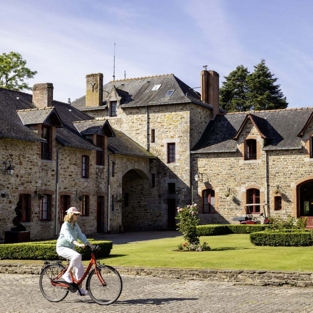 Domaine de la Bretesche – Vélo cour carré